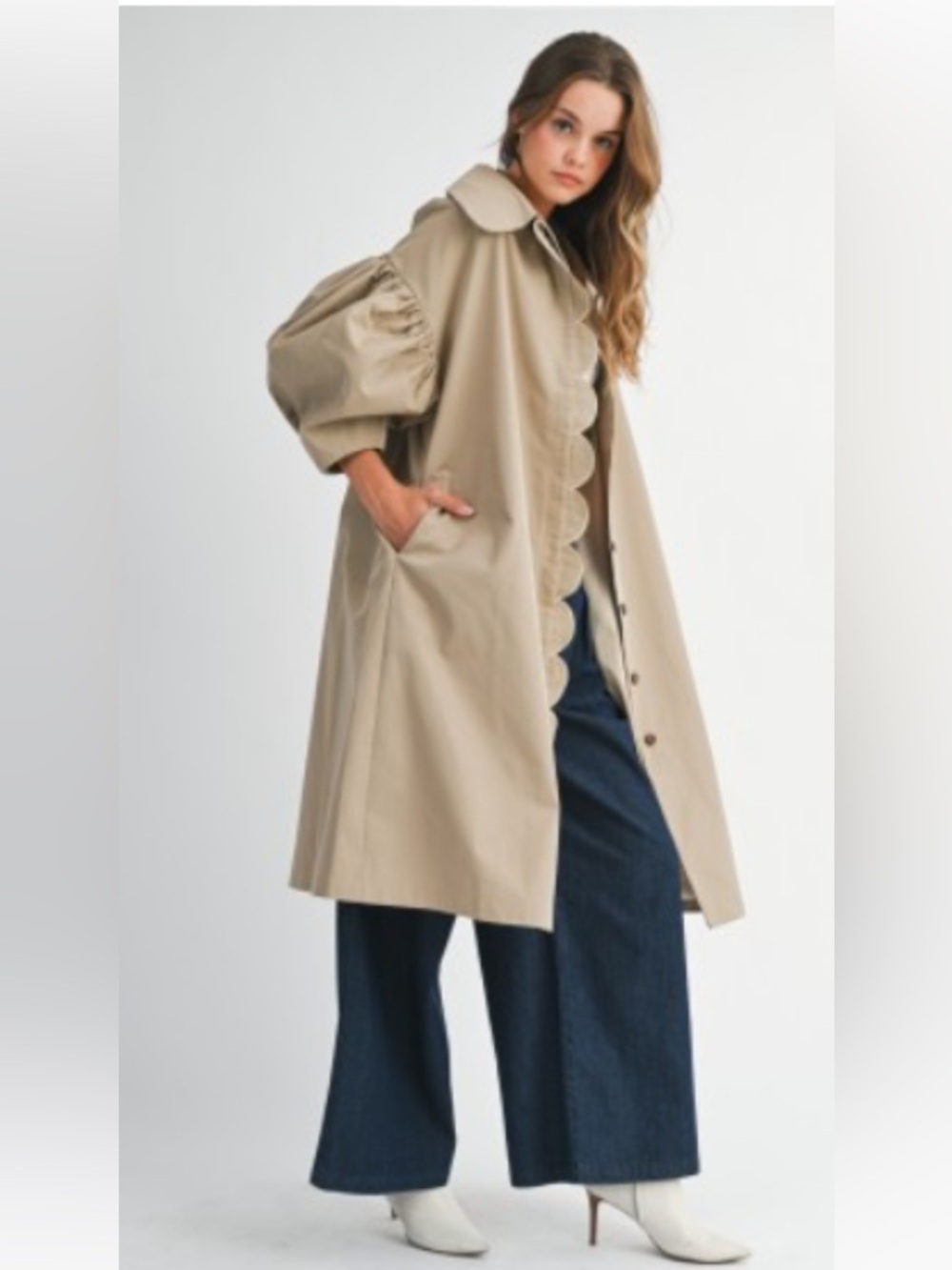 Scallop Detailed Balloon Sleeve Trench Coat / Rain Coat, Khaki Sz: S/M & M/L - Picture 4 of 16